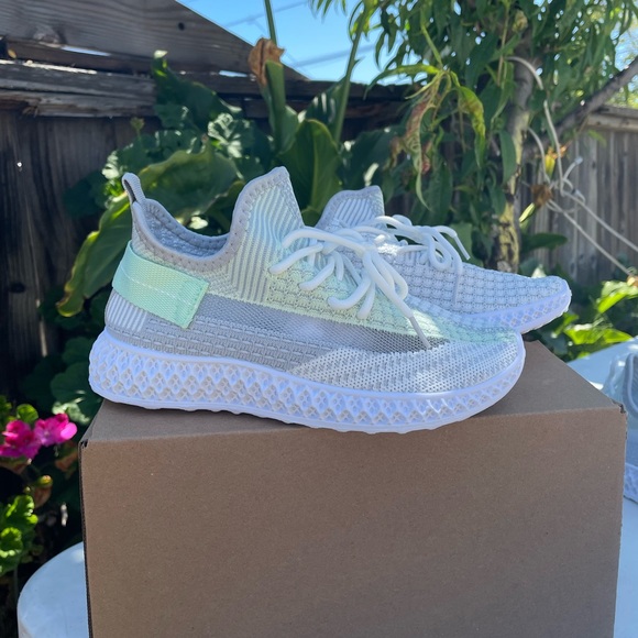 Fashion Women's Casual Sneakers New Comfortable color white/green - Picture 8 of 11